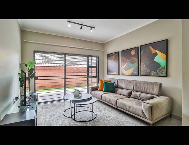 3 BEDROOM SIMPLEX FOR SALE IN OLYMPUS AH